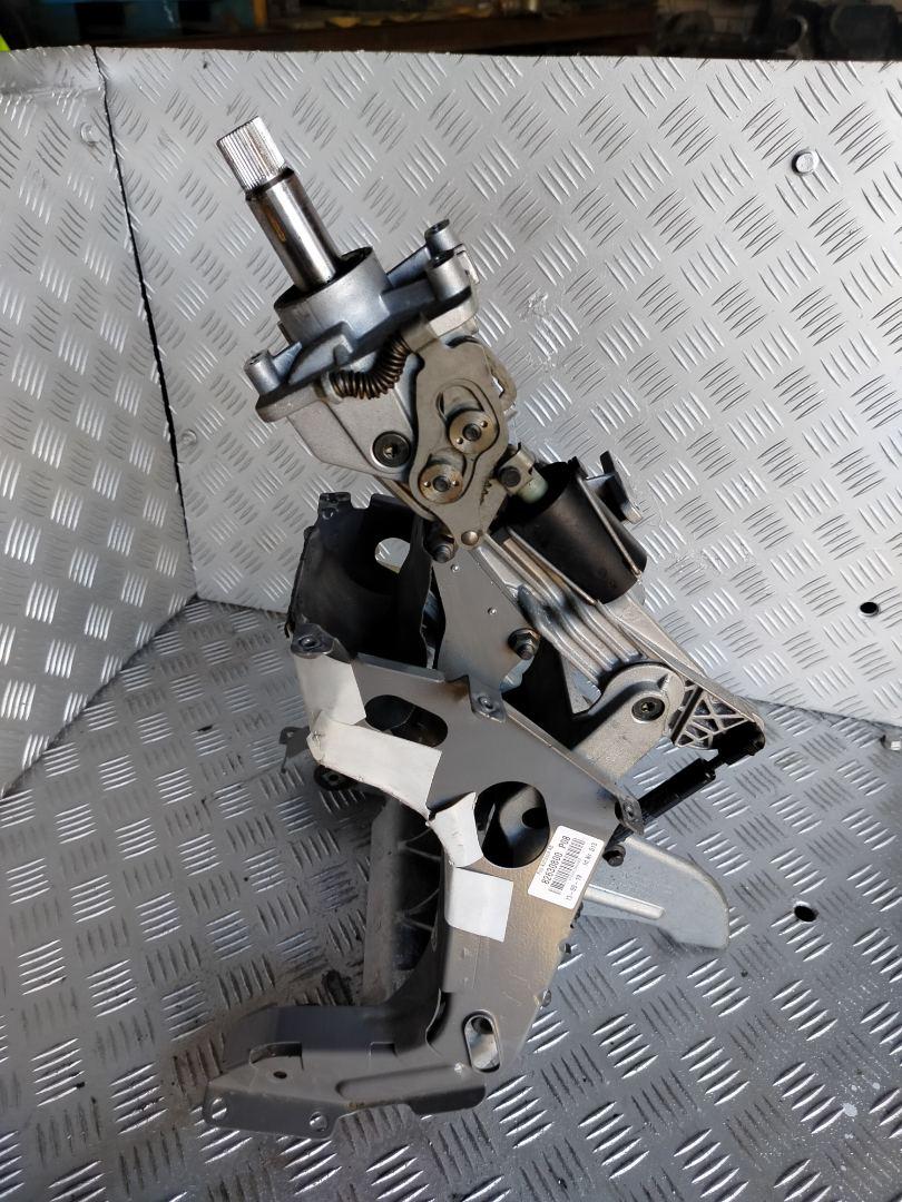 рулевая колонка Volvo FH 3 поколение 2013, 12.8 л., D13C460, дизель, АКПП, белый, правый руль, 82630800, 84197452, 84192277, 84415392, 82694649, 23445409 - фото №1