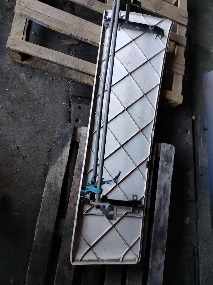 Спойлер кабины левый Scania R 3 поколение 2008, 1348521, 1893036, 1532450, 1430587 - фото №1