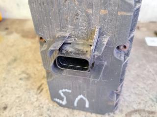 блок клапанов пневмоподвески Volvo FH 3 поколение 2013, 12.8 л., D13C460, дизель, АКПП, белый, правый руль, 21133934, K028090, K028090N50, K035173