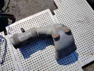 патрубок воздушного фильтра Volvo FH 3 поколение 2013, 12.8 л., D13C500, дизель, АКПП, серый, правый руль, 21116214