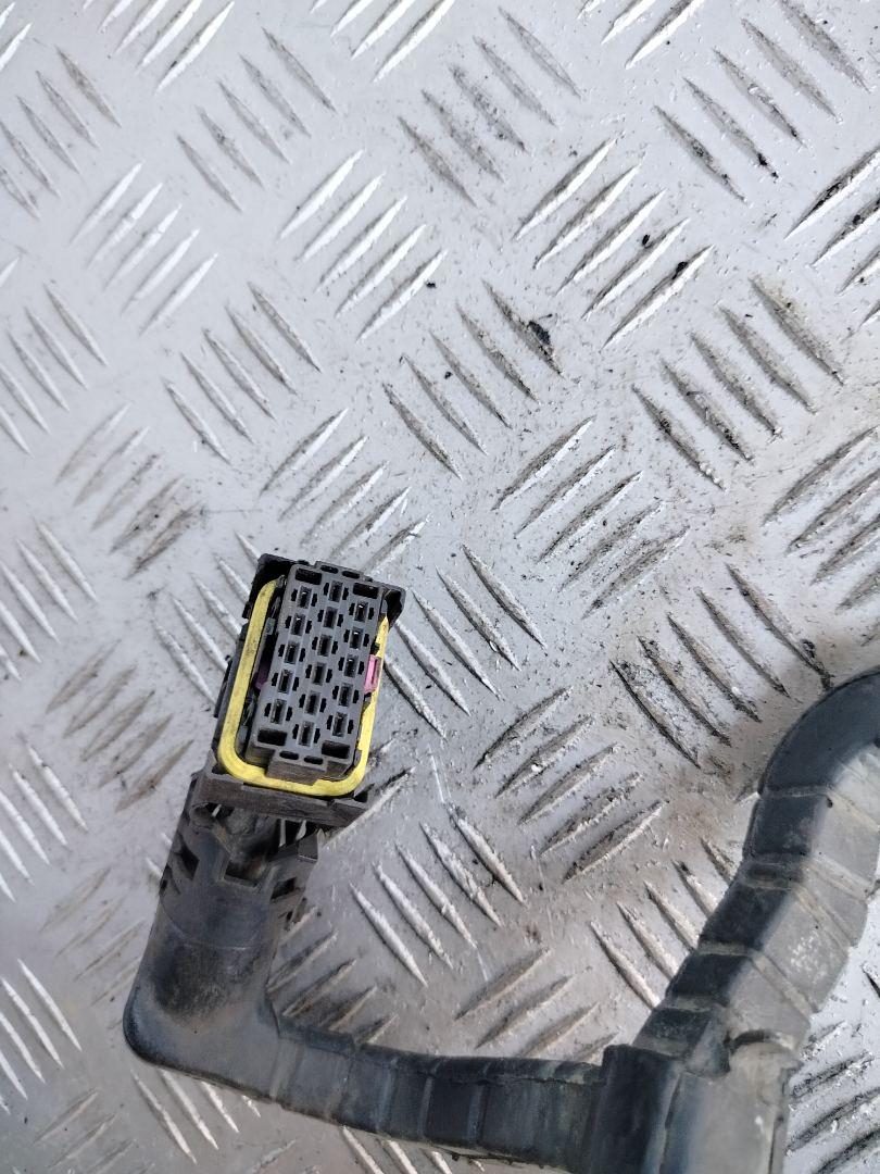 проводка двигателя MAN TGX 1 поколение 2017, 12.4 л., D 2676 LF 52, дизель, АКПП, белый, правый руль - фото №1