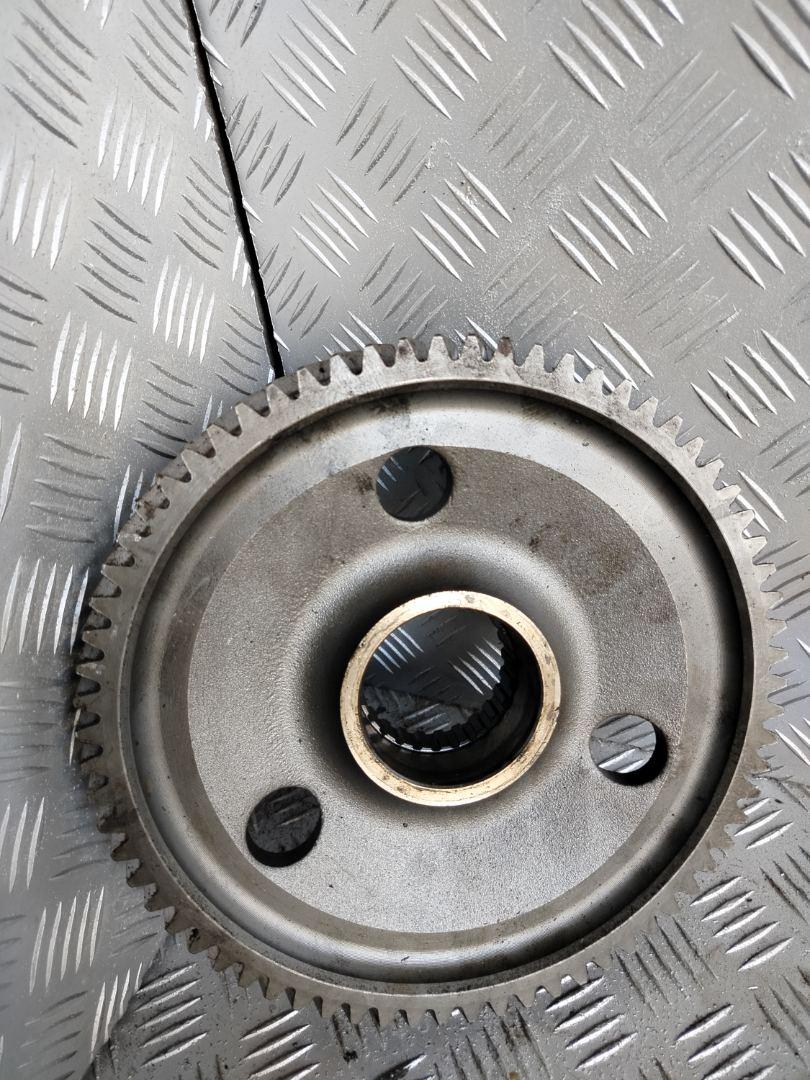 шестерня Scania G 2 поколение 2010, 12.7 л., DC 13.05, дизель, красный, грузовик, 1500145 - фото №1