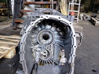 корпус КПП (AКПП) Scania G 2 поколение 2010, 12.7 л., DC 13.05, дизель, красный, грузовик, 2099587, 2164795, 2119660, 1790587, 2495901