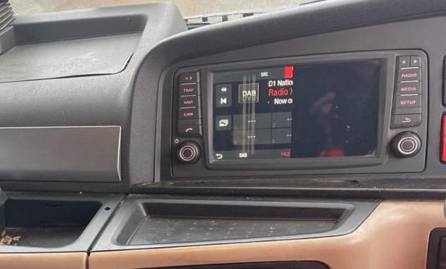 магнитола MAN TGX 1 поколение 2018, 12.4 л., D 2676 LF 52, дизель, АКПП, белый, правый руль, 81281006037, 81281006043, 81281006050 - фото №1