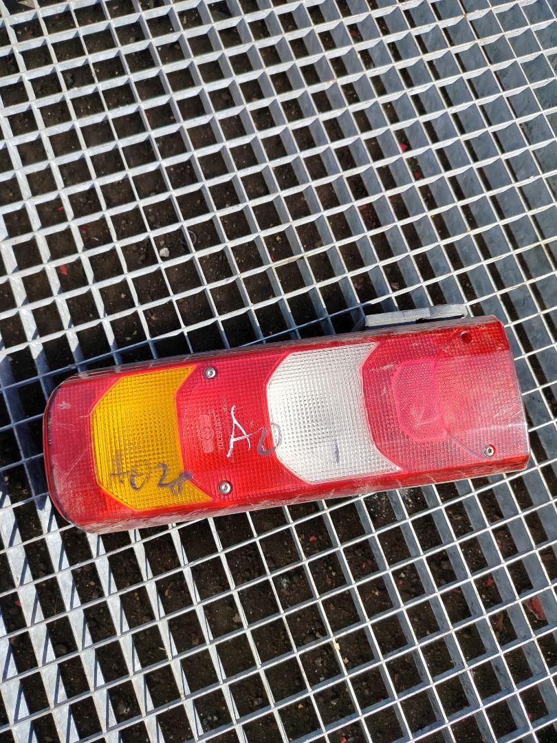 фонарь задний правый Mercedes-Benz Actros 4 поколение (MP4) 2016, om471.926, дизель, АКПП, белый, правый руль, A0035447003, A0035446303, 5441803, A0035441003 - фото №1