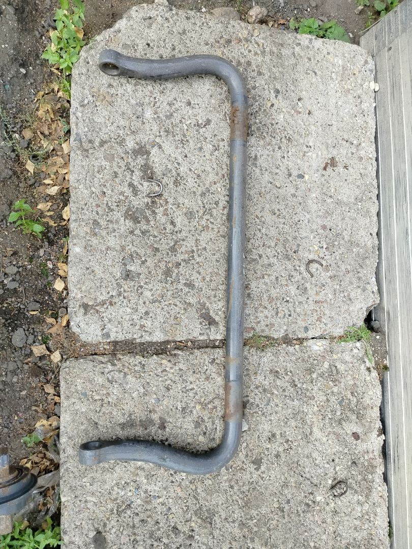 стабилизатор подвески передний Scania R 3 поколение 2013, 12.7 л., DC 13.112, дизель, белый, грузовик, 1427387 - фото №1