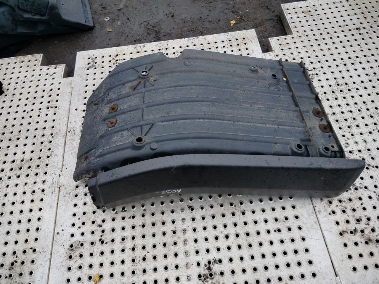 крыло Scania R 4 поколение 2019, 12.7 л., DC 13.148, дизель, АКПП, белый, правый руль, 0732101, 2599547, 2298043, 2600811, 2304661 - фото №1