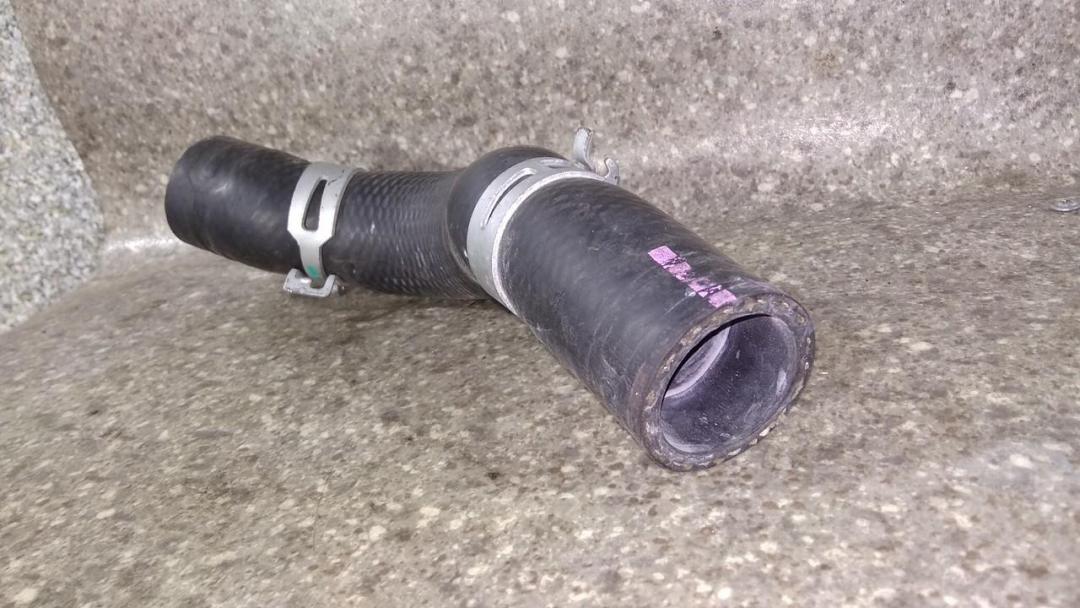 патрубок радиатора Toyota RAV4 4 поколение (CA40) 2014 - фото №1