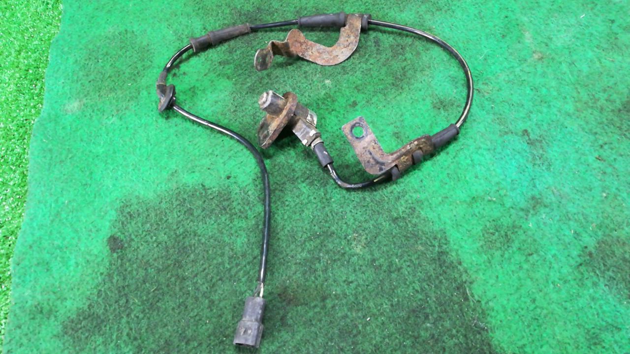 датчик ABS Mazda Xedos 9 1 поколение 1996 - фото №1