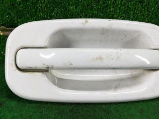 ручка наружная задняя правая GMC Yukon 2 поколение 2003, 6.0 л., бензин, АКПП, белый, внедорожник 5 дв.