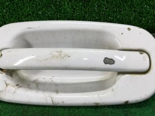 ручка наружная задняя левая GMC Yukon 2 поколение 2003, 6.0 л., бензин, АКПП, белый, внедорожник 5 дв.