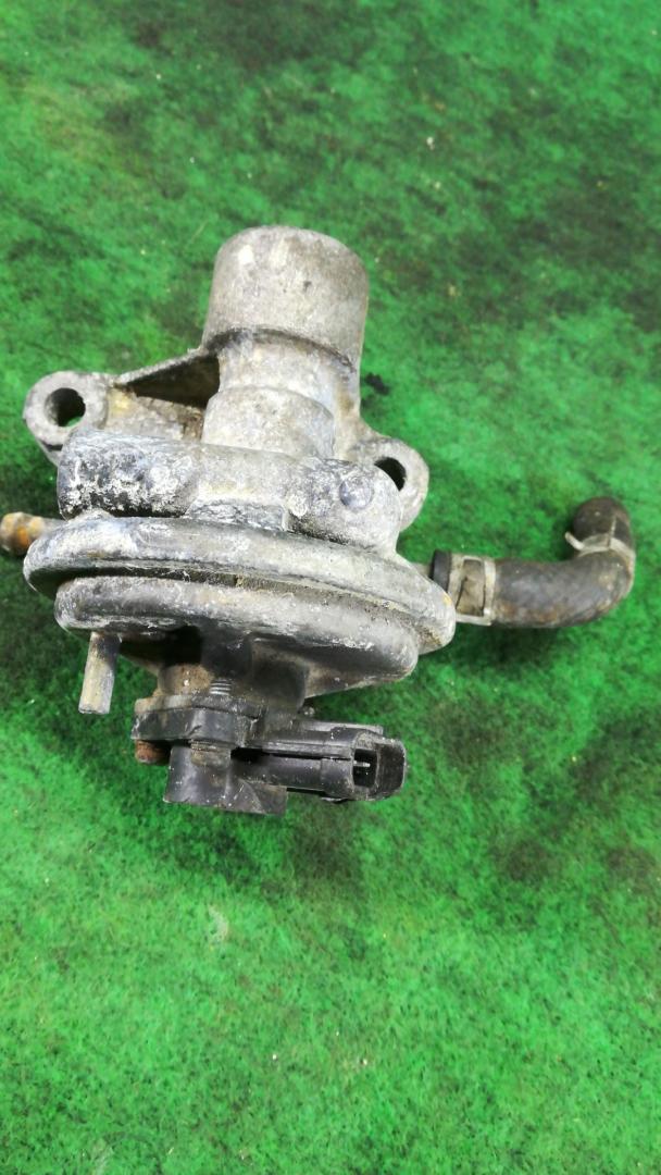 клапан EGR Mazda Millenia 1 поколение 2000, 2.3 л., бензин - фото №1