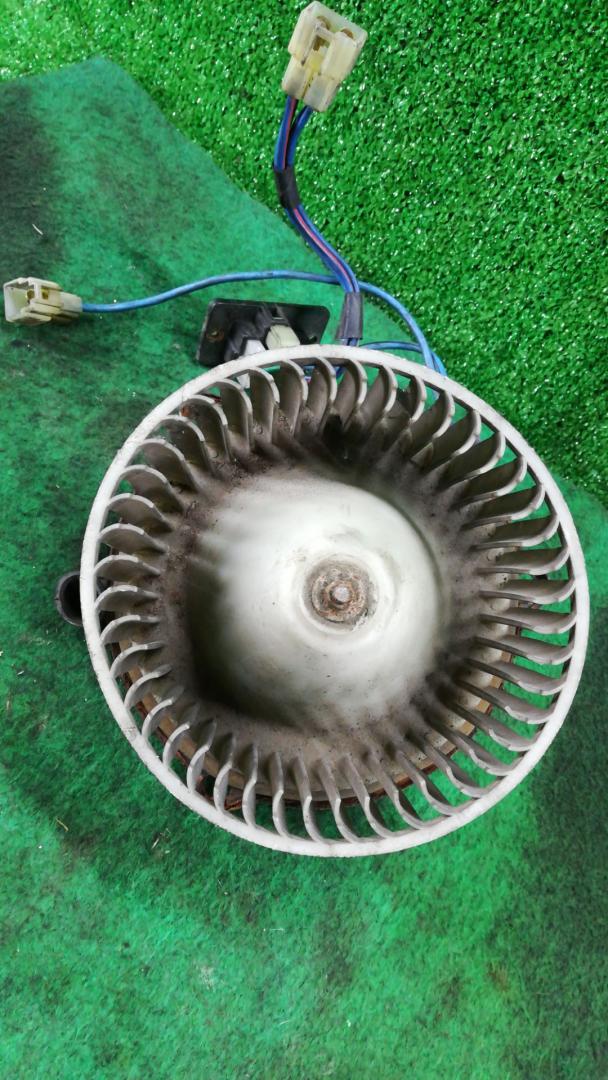 моторчик печки Mazda 626 3 поколение 1992 - фото №1