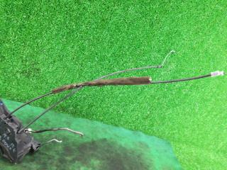 замок двери передней правой Mazda 3 BK 2004