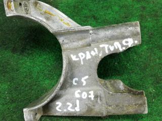 кронштейн топливного фильтра Peugeot 607 1 поколение 2003, 2.2 л., дизель