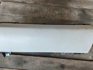 бардачок Toyota Camry 8 поколение XV50 2013