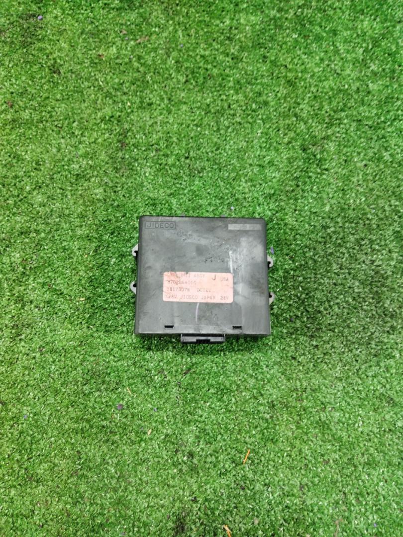 блок круиз-контроля Subaru Forester 2 поколение (SG) SG 2004, 2.5 л., EJ251, бензин, МКПП, серебристый, полный привод, 87022SA010 - фото №1