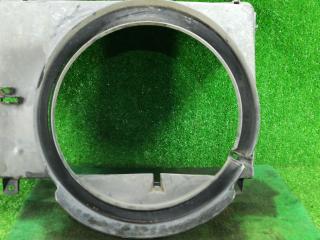 диффузор вентилятора Chevrolet TrailBlazer 1 поколение 2005, 4.2 л., бензин, АКПП, черный, внедорожник 5 дв., задний привод