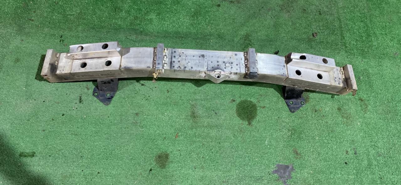 усилитель бампера переднего Infiniti G 3 поколение 2004, 3.5 л., VQ35DE, бензин, АКПП, черный, седан, задний привод - фото №1