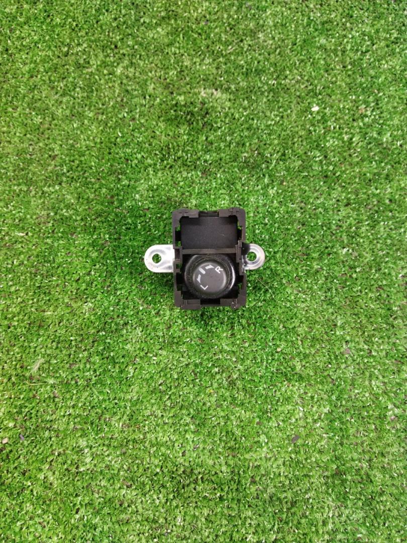 джойстик регулировки зеркал Infiniti G 3 поколение 2004, 3.5 л., VQ35DE, бензин, АКПП, черный, седан, задний привод - фото №1