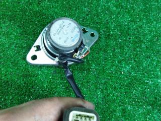 динамик высокочастотный (пищалка) Toyota Sienna 2 поколение XL20 [рестайлинг] 2008, 3.5 л., 2GR-FE, бензин, АКПП, серебристый, минивэн, передний привод, 86160AE010