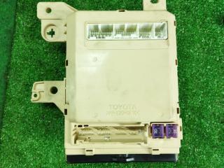 блок предохранителей Toyota Sienna 2 поколение XL20 [рестайлинг] 2008, 3.5 л., 2GR-FE, бензин, АКПП, серебристый, минивэн, передний привод