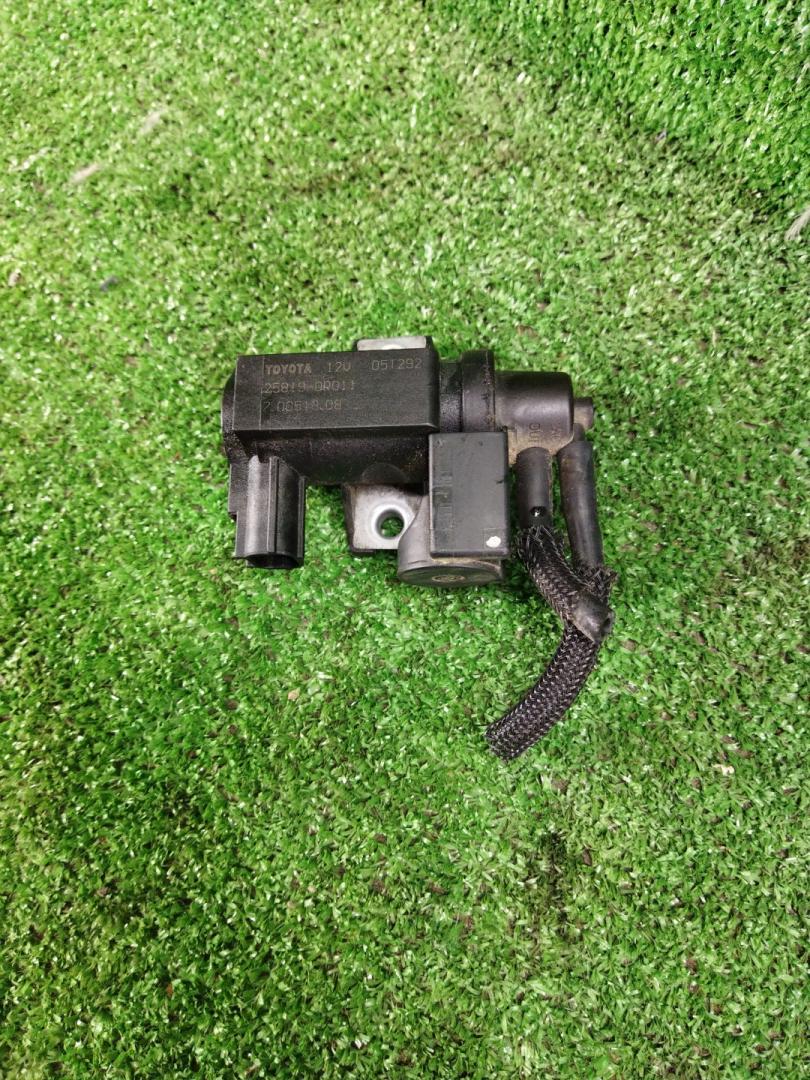 электромагнитный клапан Lexus IS 2 поколение (XE20) 2006, 2.2 л., дизель, 25819-0R011 - фото №1