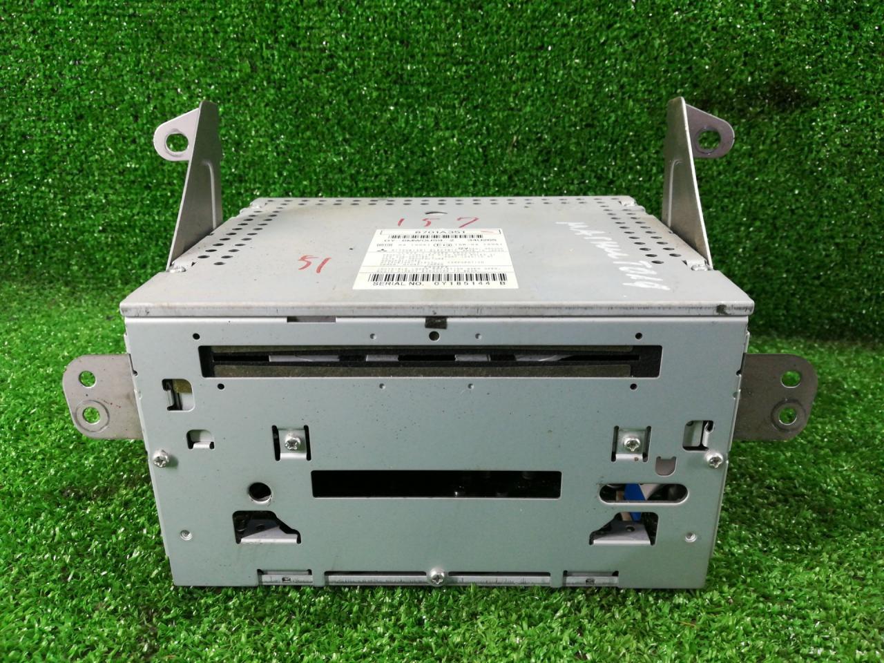 магнитола Mitsubishi ASX 1 поколение 2011, 2.0 л., 4B11, бензин, АКПП, красный, внедорожник 5 дв., полный привод, 8701A351 - фото №1