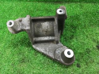 кронштейн двигателя Dodge Journey 1 поколение [рестайлинг] 2012, 3.6 л., ERB, бензин, АКПП, черный, минивэн, полный привод, 05090606AA