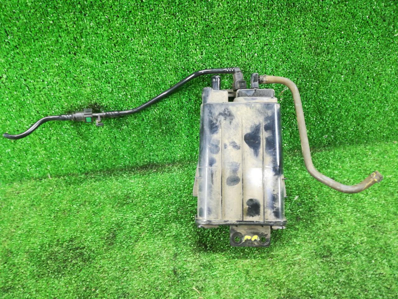 адсорбер Hyundai Accent 4 поколение (RB) 2017, 1.6 л., G4FD, бензин, АКПП, серый, седан, передний привод, правый руль - фото №1