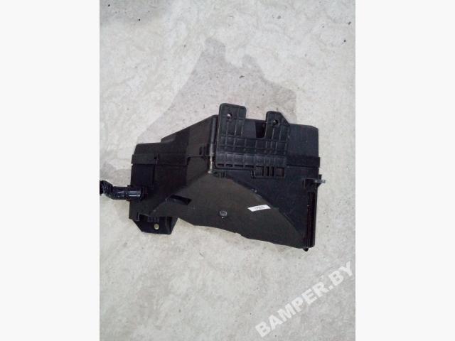 блок предохранителей Subaru Legacy 5 поколение 2012, 2.5 л., EJ253, бензин, АКПП, универсал - фото №1