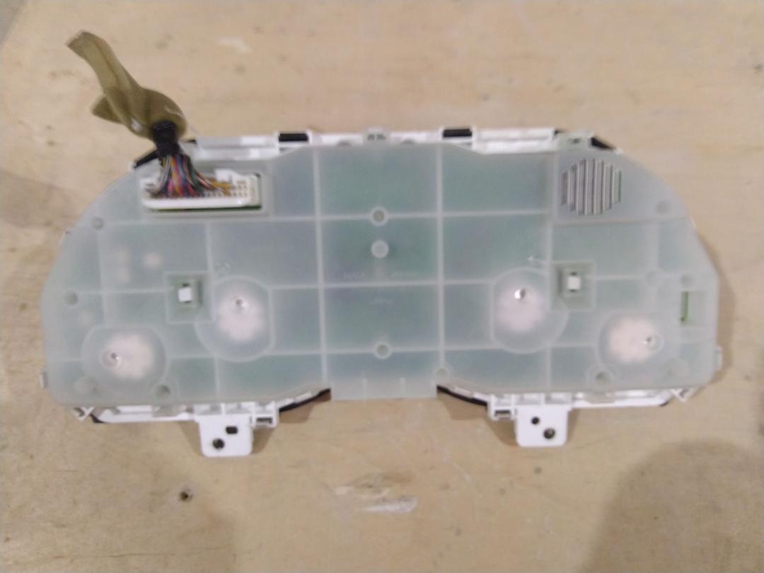 щиток приборов (приборная панель) Subaru Legacy 5 поколение 2012, 2.5 л., EJ253, бензин, АКПП, универсал - фото №1