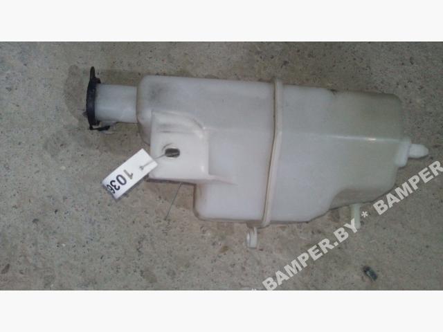 бачок расширительный Mazda Tribute 2 поколение 2011, 1.3 л., ZJ-VE, бензин, АКПП, хетчбэк 5 дв. - фото №1