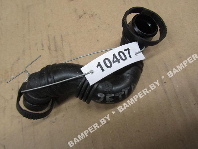 патрубок радиатора Volkswagen Jetta 5 поколение 2006, 2.0 л., бензин, АКПП, седан - фото №1