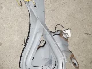 петля капота правая Mazda Premacy 1 поколение [рестайлинг] 2002, 2.0 л., бензин, АКПП, минивэн