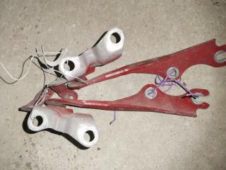 петля капота левая Mazda 3 BK 2004, 1.6 л., B6ZE, бензин, АКПП, хетчбэк 5 дв.