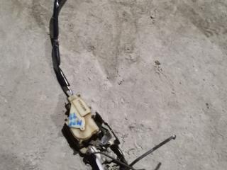 замок двери передней левой Mazda MPV 1 поколение [рестайлинг] 1998, 2.5 л., WL-T, дизель, минивэн