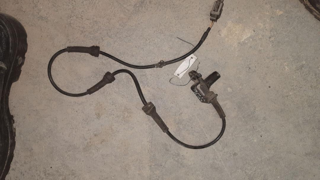 датчик ABS Infiniti G 3 поколение 2005, 3.5 л., VQ35DE, бензин, седан - фото №1