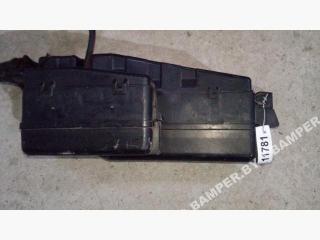 блок предохранителей Mazda MPV LW 2002, 2.5 л., GY-DE, бензин, АКПП, минивэн