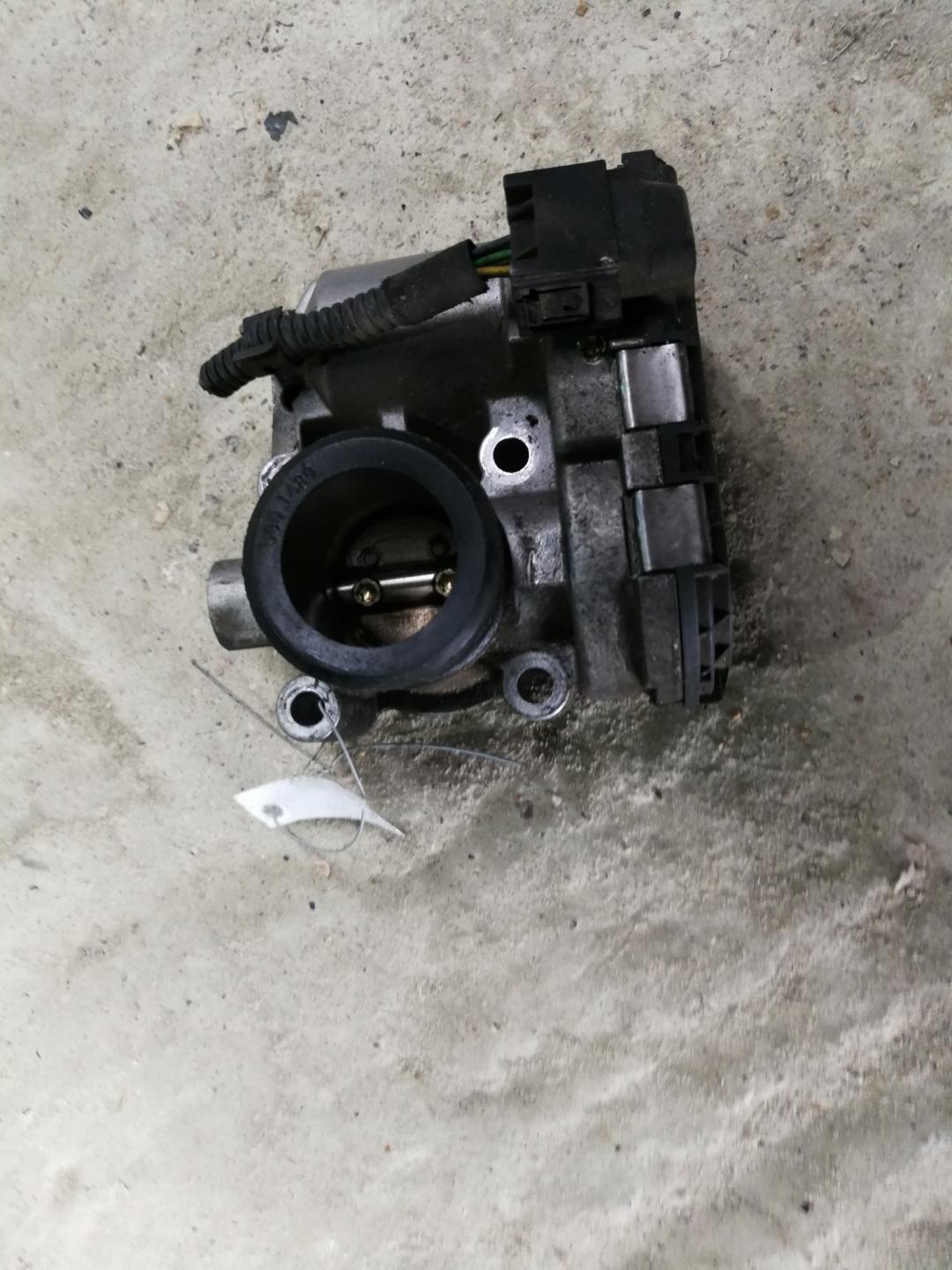 заслонка дроссельная Smart Fortwo 1 поколение 2001, 0.6 л., бензин, АКПП, купе - фото №1