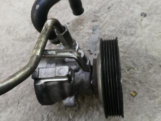 насос гидроусилителя руля Alfa Romeo GT 1 поколение 2005, 2.0 л., бензин, АКПП, черный, купе, правый руль