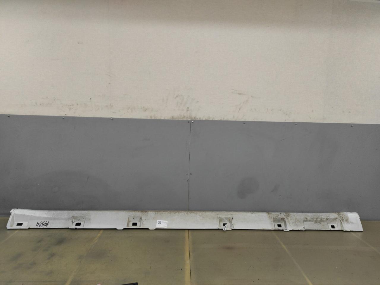 накладка на порог Subaru Legacy 4 поколение 2004, 3.0 л., бензин, АКПП, универсал, правый руль - фото №1