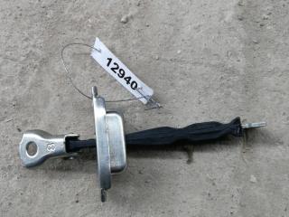 ограничитель открывания двери задней Mitsubishi Outlander 3 поколение 2013, 2.0 л., 4J11, бензин, АКПП, серый, внедорожник 5 дв., передний привод, правый руль