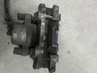 суппорт передний правый Ford Escape 3 поколение C520 2015, 1.5 л., бензин, АКПП, белый, внедорожник 5 дв., правый руль