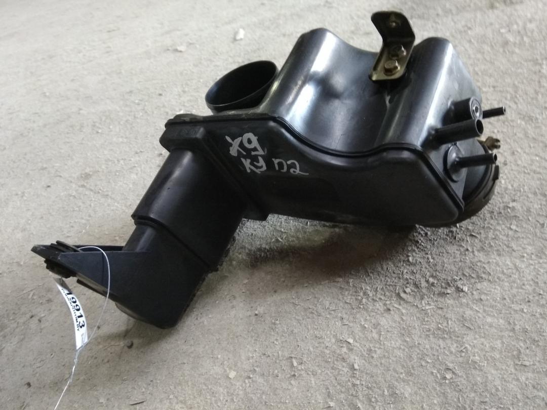 резонатор воздушного фильтра Mazda Xedos 9 1 поколение 1996, 2.3 л., KJ -ZEM, бензин, АКПП, седан - фото №1