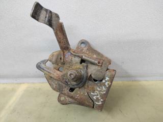 замок капота Mazda 626 GE [рестайлинг] 1995, 1.8 л., бензин, МКПП, хетчбэк 5 дв.