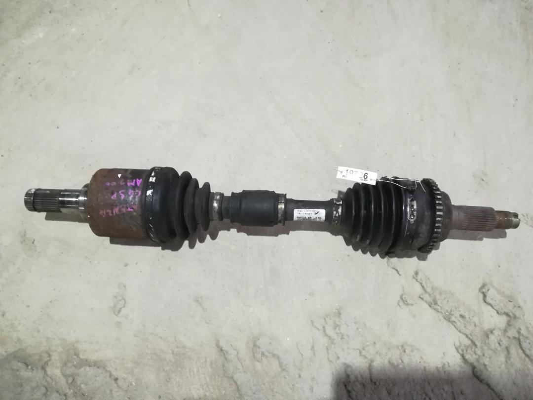 полуось передняя левая (приводной вал, ШРУС) Mazda 6 MPS 1 поколение 2006, 2.3 л., бензин, МКПП, черный, седан, правый руль - фото №1