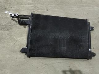 радиатор кондиционера Volkswagen Polo 4 поколение [рестайлинг] 2007, 1.6 л., BTS, бензин, АКПП, серебристый, хетчбэк 5 дв., правый руль