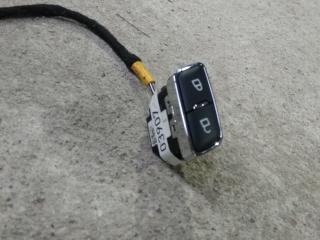 кнопка центрального замка Ford Escape 3 поколение C520 2015, 1.5 л., бензин, АКПП, белый, внедорожник 5 дв., правый руль