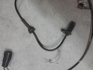 датчик ABS Volvo V70 2 поколение 2004, 2.5 л., бензин, АКПП, бирюзовый, универсал, правый руль